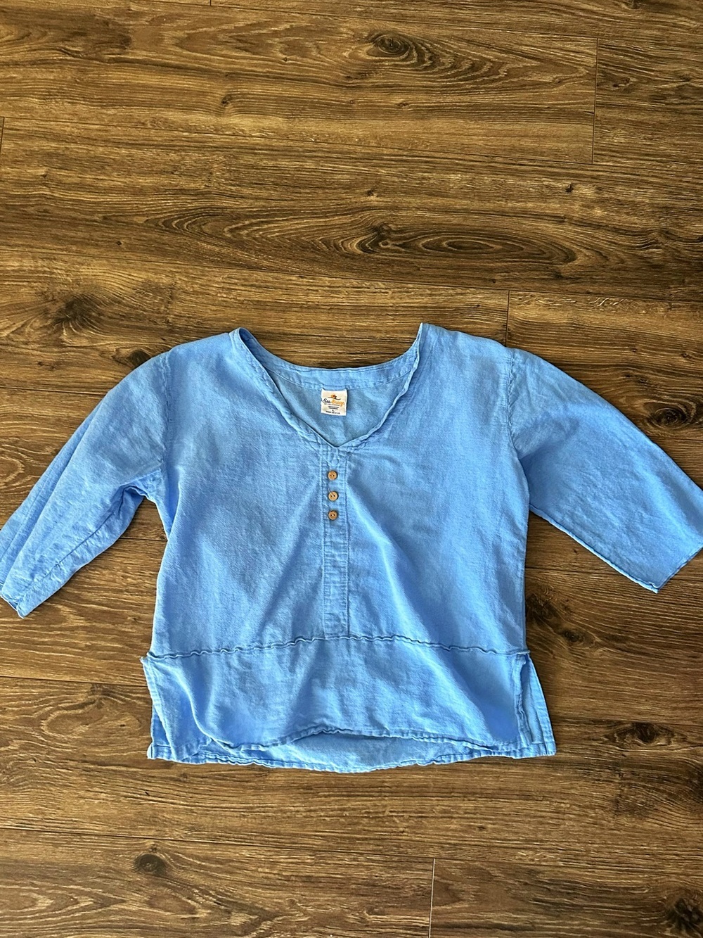 Vintage Lightweight Blue Three-Quarter Sleeve Button-Front Women's Top